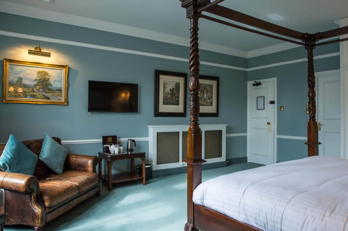 Four Poster Bedrooms at The Snooty Fox, Tetbury